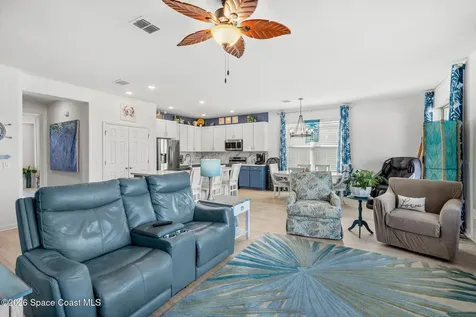 1099 Corbin Circle SW Palm Bay FL 32908
