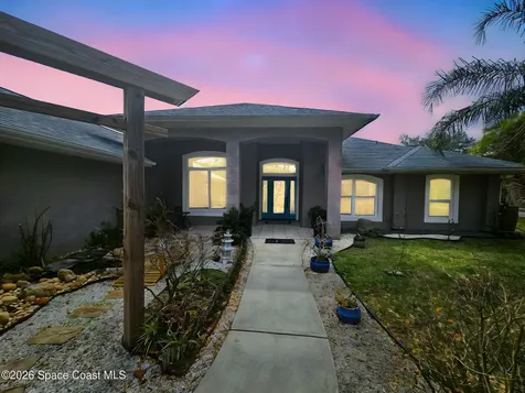 3375 Hield Road Melbourne FL 32904