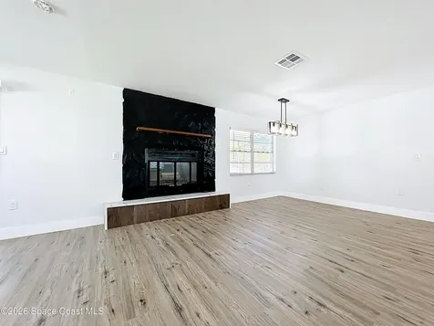615 Hillcrest Avenue Titusville FL 32796