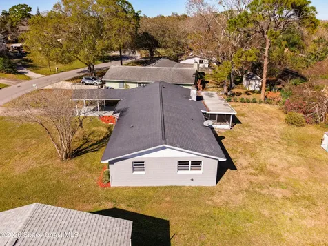 615 Hillcrest Avenue Titusville FL 32796