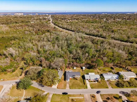 615 Hillcrest Avenue Titusville FL 32796