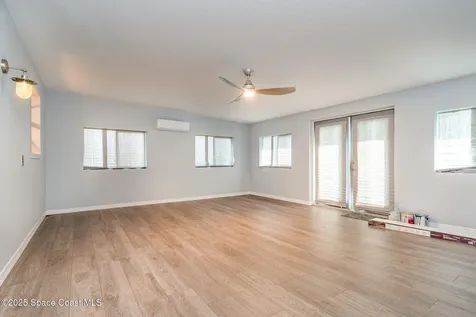 2823 Wright Avenue Melbourne FL 32935