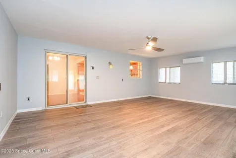 2823 Wright Avenue Melbourne FL 32935