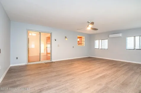 2823 Wright Avenue Melbourne FL 32935