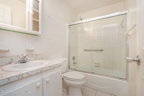2823 Wright Avenue Melbourne FL 32935