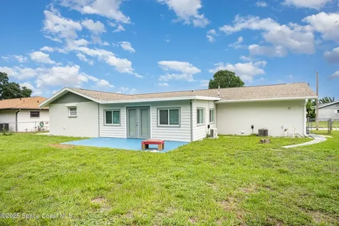 2823 Wright Avenue Melbourne FL 32935