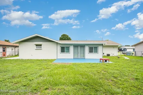 2823 Wright Avenue Melbourne FL 32935