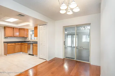 2823 Wright Avenue Melbourne FL 32935