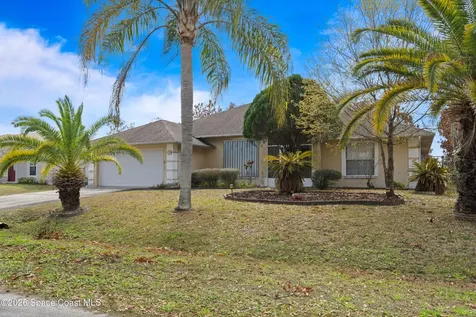 1778 Parrsboro Street NW Palm Bay FL 32907