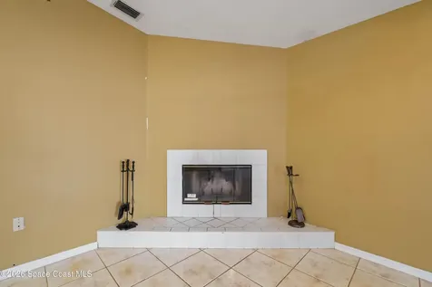 1778 Parrsboro Street NW Palm Bay FL 32907