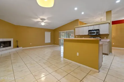 1778 Parrsboro Street NW Palm Bay FL 32907
