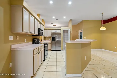 1778 Parrsboro Street NW Palm Bay FL 32907