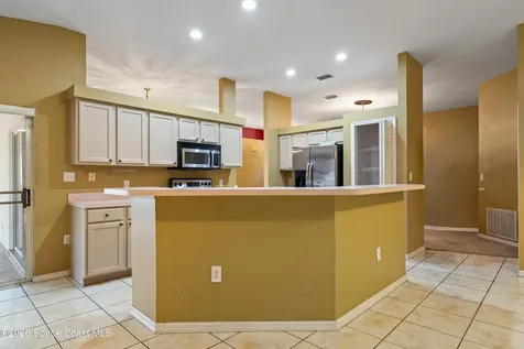 1778 Parrsboro Street NW Palm Bay FL 32907