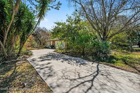 280 Naylor Street NE Palm Bay FL 32907