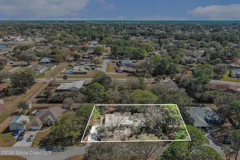 280 Naylor Street NE Palm Bay FL 32907