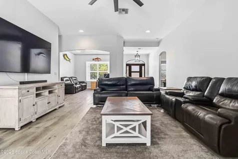 6920 Hacienda Drive Grant FL 32949