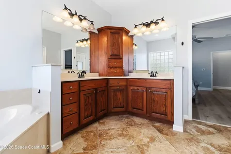 6920 Hacienda Drive Grant FL 32949