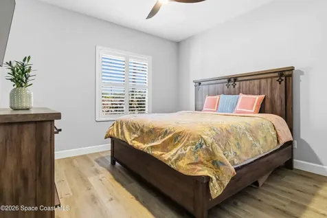 6920 Hacienda Drive Grant FL 32949