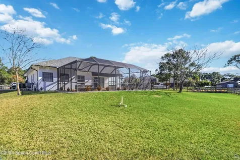 6920 Hacienda Drive Grant FL 32949