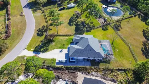 6920 Hacienda Drive Grant FL 32949