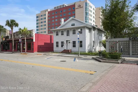 814 E New Haven Avenue Melbourne FL 32901
