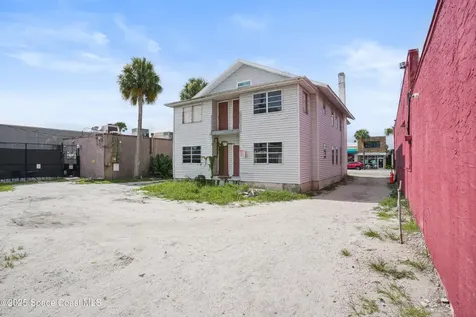 814 E New Haven Avenue Melbourne FL 32901