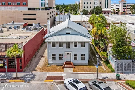 814 E New Haven Avenue Melbourne FL 32901