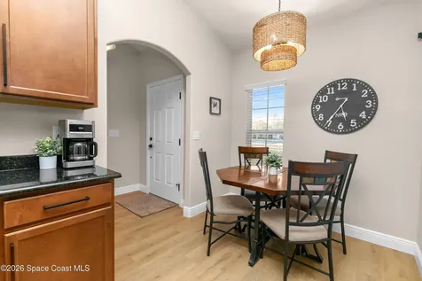 189 Wishing Well Circle SW Palm Bay FL 32908