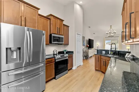 189 Wishing Well Circle SW Palm Bay FL 32908