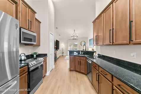 189 Wishing Well Circle SW Palm Bay FL 32908
