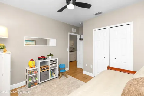 189 Wishing Well Circle SW Palm Bay FL 32908