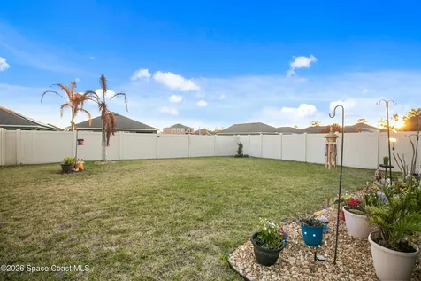 189 Wishing Well Circle SW Palm Bay FL 32908