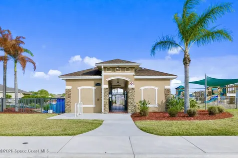 189 Wishing Well Circle SW Palm Bay FL 32908