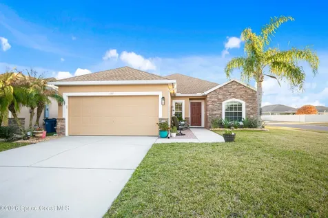 189 Wishing Well Circle SW Palm Bay FL 32908