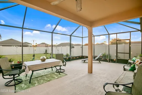 189 Wishing Well Circle SW Palm Bay FL 32908