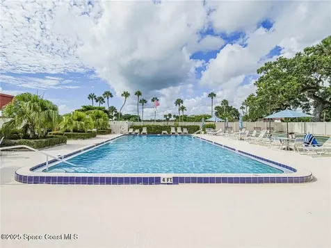 1 Vista Palm Lane Vero Beach FL 32962