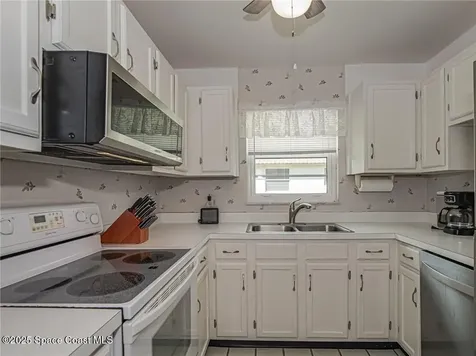 1 Vista Palm Lane Vero Beach FL 32962