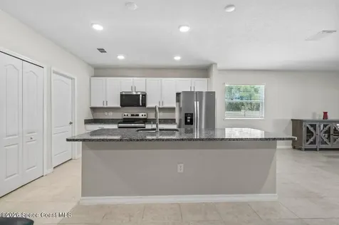 395 Sherman Street SE Palm Bay FL 32909