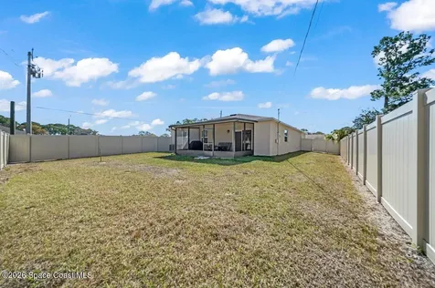 395 Sherman Street SE Palm Bay FL 32909