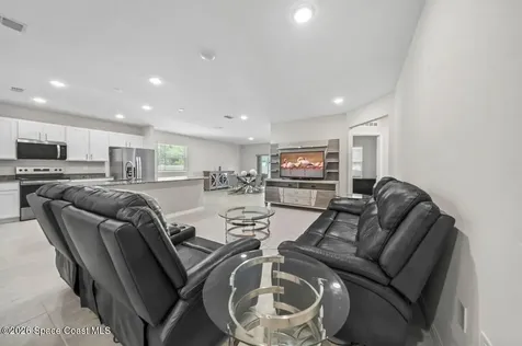 395 Sherman Street SE Palm Bay FL 32909