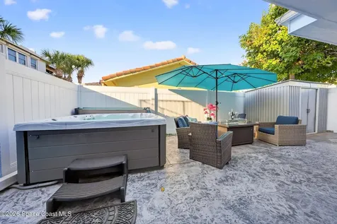 526 Jefferson Avenue Cape Canaveral FL 32920