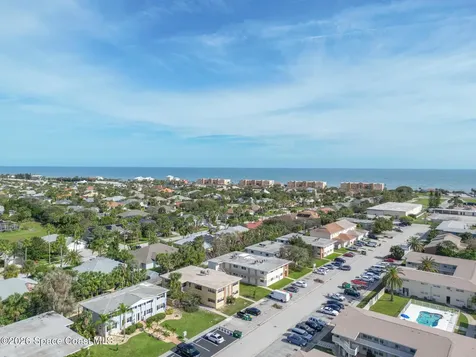 1032 Park Drive Indian Harbour Beach FL 32937