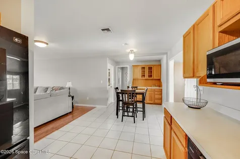995 Eyerly Lane NE Palm Bay FL 32905