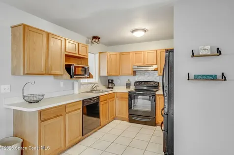 995 Eyerly Lane NE Palm Bay FL 32905