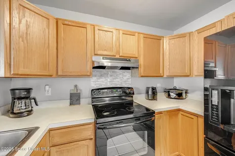 995 Eyerly Lane NE Palm Bay FL 32905