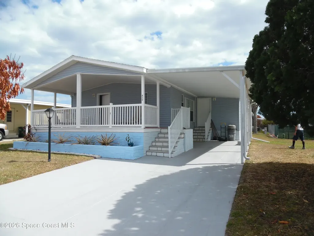 839 Wren Circle Barefoot Bay FL 32976