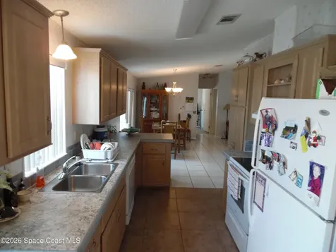 839 Wren Circle Barefoot Bay FL 32976