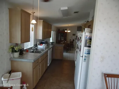 839 Wren Circle Barefoot Bay FL 32976