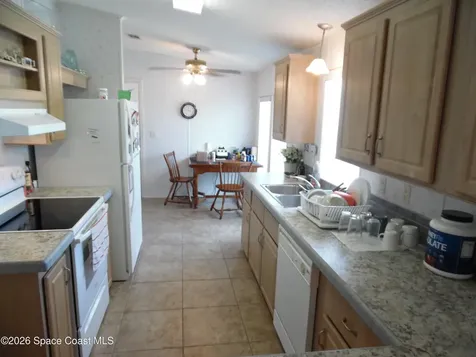 839 Wren Circle Barefoot Bay FL 32976