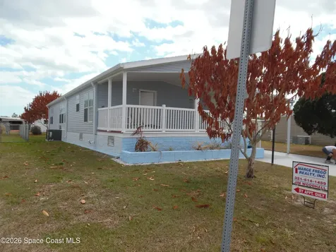 839 Wren Circle Barefoot Bay FL 32976